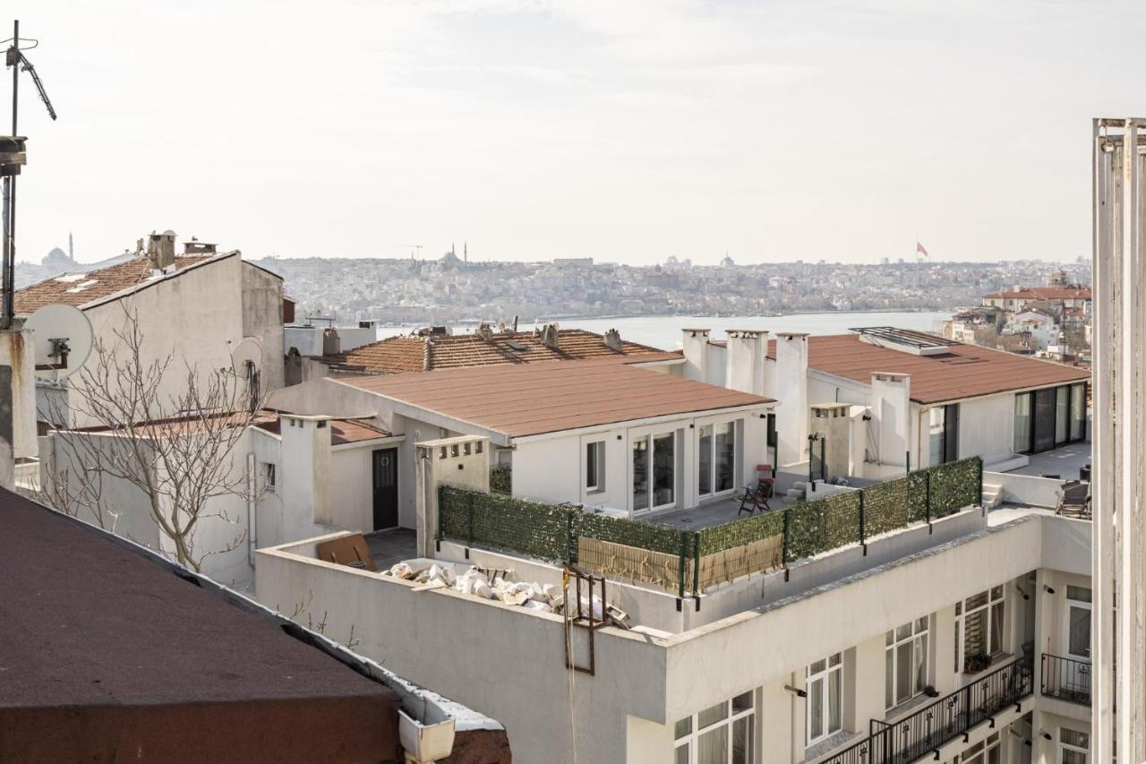 Central Flat Close To Taksim Square In Beyoglu Istanbul Bagian luar foto